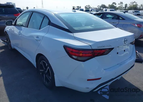 2024 Nissan Sentra Sv Xtronic Cvt z USA, uszkodzony, nr VIN 3N1AB8CV7RY269445